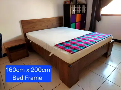 Bed frame including mattress  mattress topper 160cm x 200cm