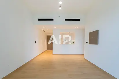 High Floor | Skyline View | Spacious 2 Bedroom