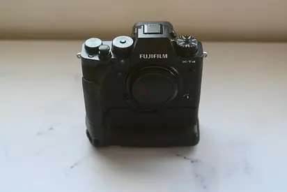 Fujifilm X-T4 with Vertical grip