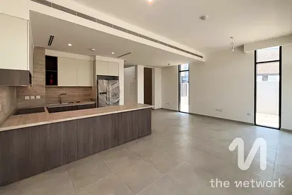 Single row | Brand new | Next to Pool