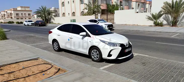 Yaris SE, family used, GCC (No accident)