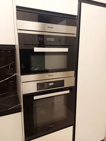 Miele Built-in Oven, Microwave  Warming Drawer Perfect Condition
