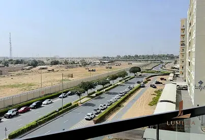 Spacious 2BR|Mid-Floor | New Building | Skyline Views