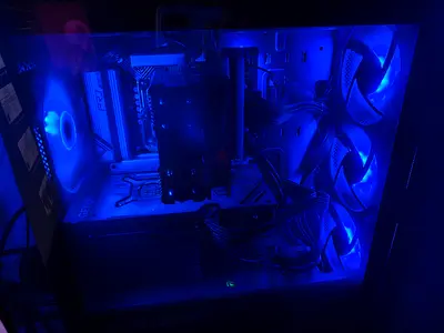 Gaming PC - AMD RYZEN 7 7700X - RTX 4070 SUPER - 32 DDR5 RAM - 2TB Gen 4 SSD