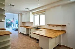 4BR upgraded Townhouse | directly from owner | next to pool