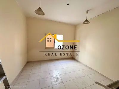 Luxury Studio Prime Location Elegant studio Easy Access to main road