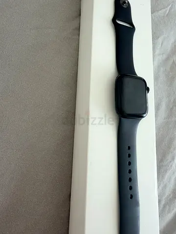 Apple watch 8 black 41mm (GPS + Cellular)
