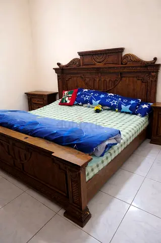 Homr Furniture Bedroom Set