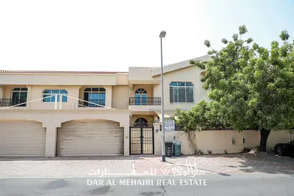 4 BR VILLA + MAIDS & STORE ROOM NEAR LA MER BEACH JUMEIRAH