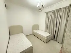 Executive  Room for rent Warsan 4