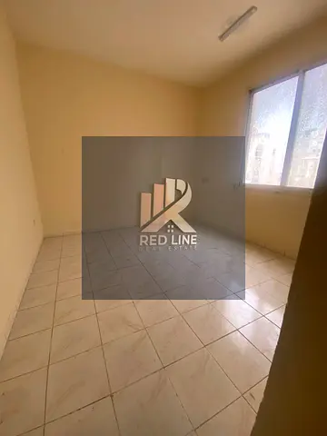 غرفة وصالة للإيجار في النباعة – تكييف وصيانة على المالك