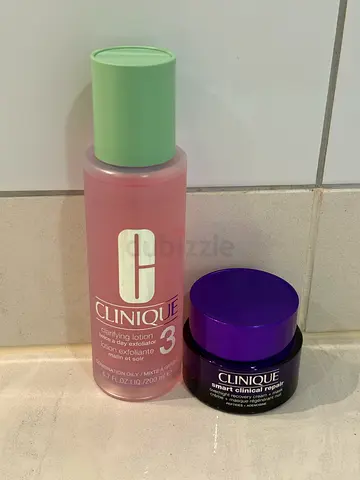 Clinique skincare duo — Clarifying Lotion 3 + Smart Clinical Repair overnight cream (once used)