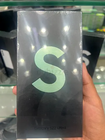 Samsung Galaxy S22 Ultra - Brand New Sealed Box