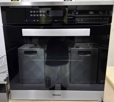 Miele Built in 60cm Oven For sale H 6461 Bp Oven Model Same like new