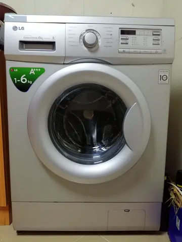 LG washing machine for sale.