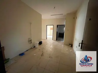 أنسب سعر شقة غرفتين وصالة في القاسمية، مع بلكونة بإطلالة مفتوحة على المدينة .
