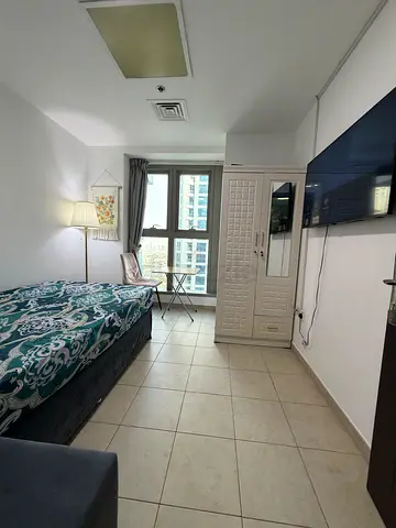 Golf course view Room in Dubai Marina- No commission