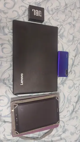 Laptop along with free bees