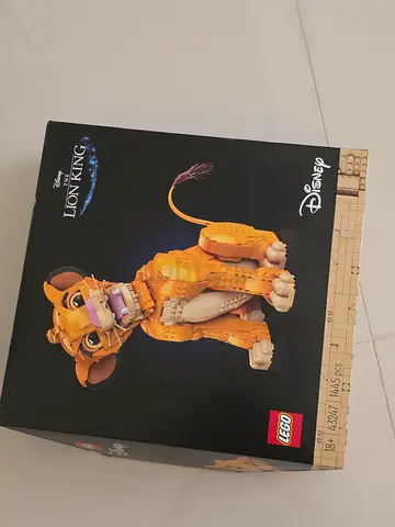 LEGO Disney The Lion King — Simba build set (boxed)