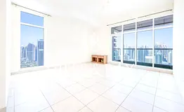 Bright living Spaces Families Seeking Comfort