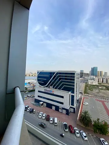 شقة غرفة وصالة مفروشة بأبراج الأورينت للايجار الشهري أول ساكن