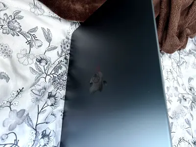 My Apple MacBook Air M2 10core — Used, Good Condition