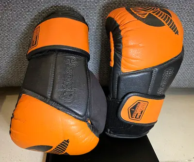 Boxing gloves! Hayabusa Tokushu Regenesis