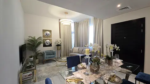Fully Furnished 3-Bedroom Townhouse | 4 Cheques