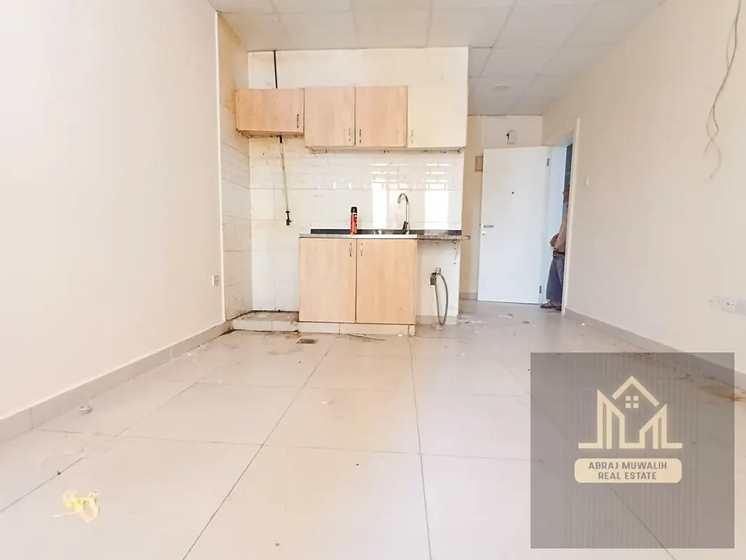 WOW \\ LOOK LIKE A SPACIOUS GORGEOUS APARTMENT \\ AT THE PRIME LOCATION \\ ONLY INDIAN FAMILY