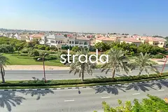 1 Bed | Spacious Living and Dining Room | June