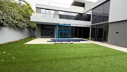 Luxurious 5bed signature villa-FREEHOLD TITLE DEED