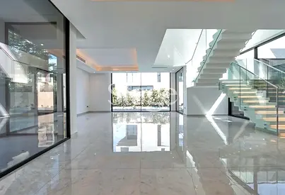 Single Row 5BR | Lagoon Facing | Ready to Move
