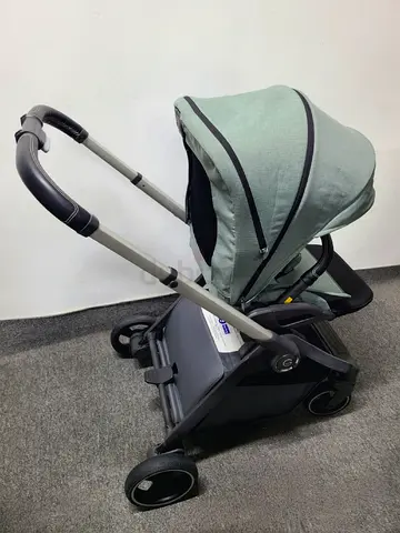 Giordani stroller 2 Direction stroller Reversible adjustable handle Good condition