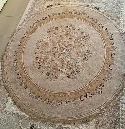 Round Rug