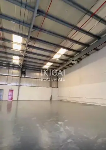 Warehouse | 3152 SQFT | PRIME LOCATION