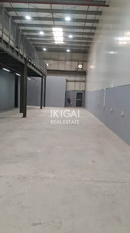 Warehouse | 3652 SQFT | PRIME LOCATION