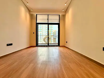 Fully furnished-Fully Fitted Kitchen-Maid’s Room