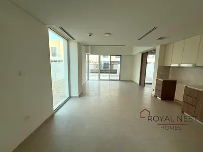 Corner Villa | Single Row | Private Garden