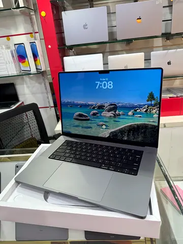 Macbook M1Pro A2485 ~ 16inches