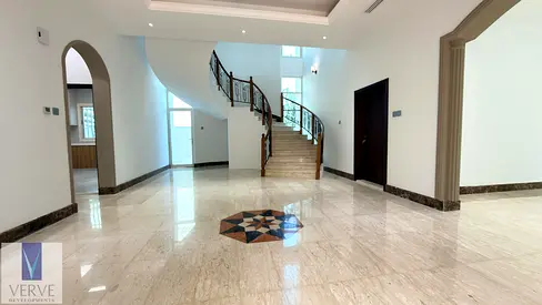 Upgrade villa 5 br readu move in