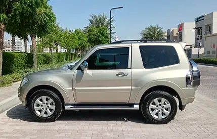 Pajero 3.5 GCC | Full Mitsubishi Service History