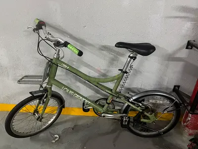 Louis Garneau Mini Velo Bicycle with MacBook Air free pump and helmet