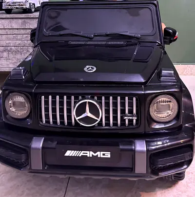 Mercedes G63 Kids Ride-On Car for Sale – Like New!