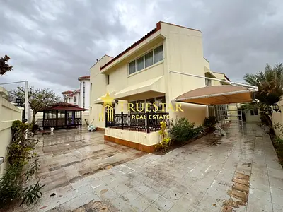 DOUBLE STOREY 4BR + STUDY MAJILIS PRIVATE GARDEN INDEPENDENT VILLA
