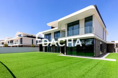 Golf Course View | Luxury Living | Ready to Move