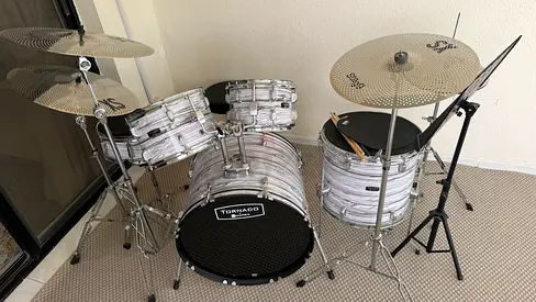 Full Drums set. (Tornado by Mapex)
