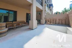 Vacant | Triplex 3Bed | 3 Cars Garage | West Beach