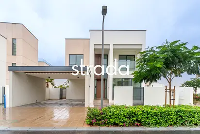 Corner Plot | Community Expert | Prime Location