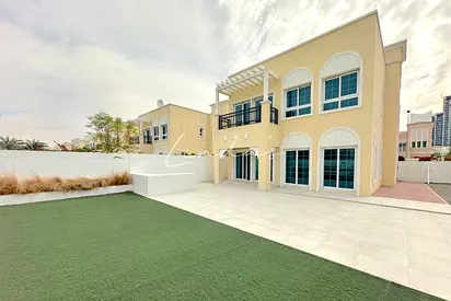 Large corner villa | 2BHK + Maid | Vacant Soon