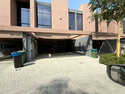 2 BR SINGLE ROW WITH A LOW PRICE IN ROBINIA